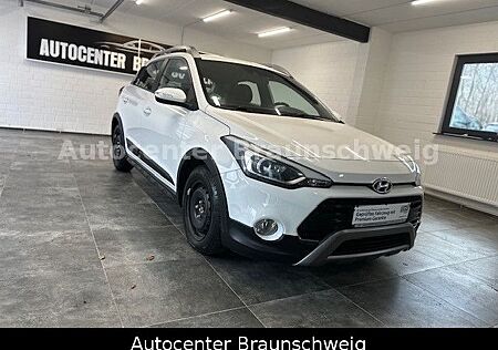 Hyundai i20 Active blue YES! Plus