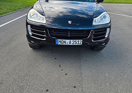 Porsche Cayenne 3,0 TD Tiptronic -