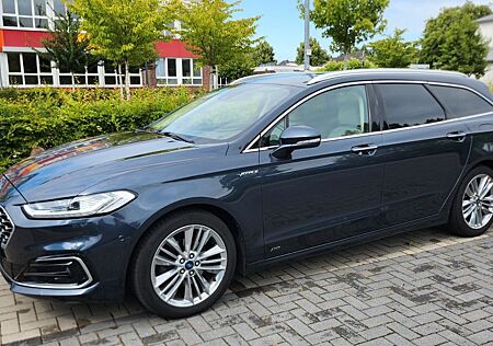 Ford Mondeo Vignale Tournier 2,0 TDCi Autom. AWD AHK