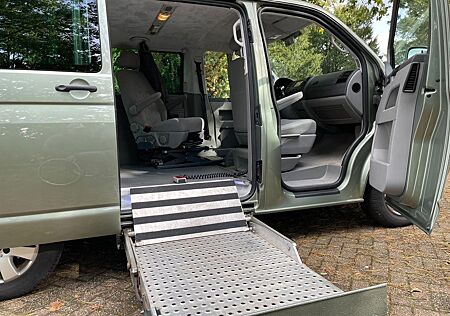 VW T5 Transporter Volkswagen Behindertengerecht Aktivfahrer Handgas/Bremse