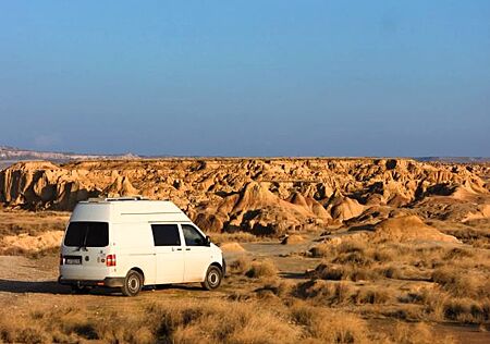 VW T5 Transporter Volkswagen Camper ATM, Hochdach, Solar, Standheizung, Klima