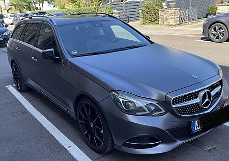 Mercedes-Benz E 250 CDI 4MATIC T AVANTGARDE Autom. AVANTGARDE