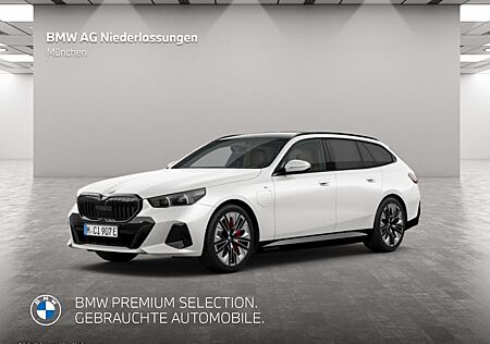 BMW 530e xDrive Touring M Sport AHK LiveCockpitProf