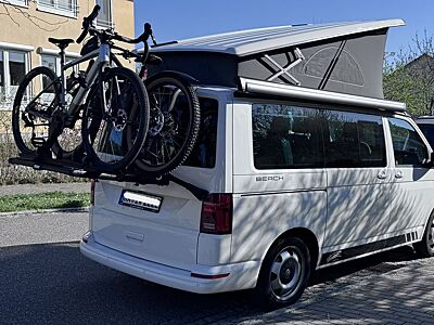 Volkswagen T6.1 California Beach , nur 35.000 Km, 2er-Bank