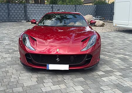 Ferrari 812 6.5 V12 GTS