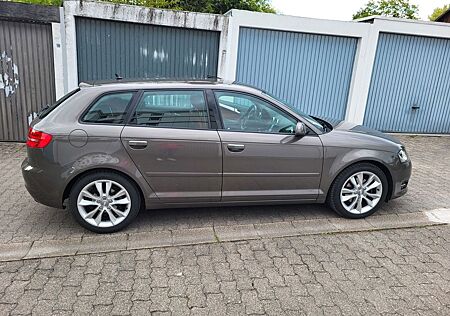 Audi A3 2.0 TDI (DPF) Ambiente Sportback Ambiente
