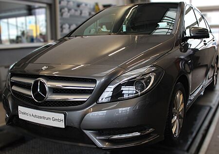Mercedes-Benz B 200 B200 BlueEFFICIENCY Sports Tourer 1 Hand