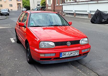 VW Golf Volkswagen 1.6 Joker Joker !Kein TÜV!