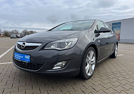 Opel Astra J Lim. 5-trg. Sport