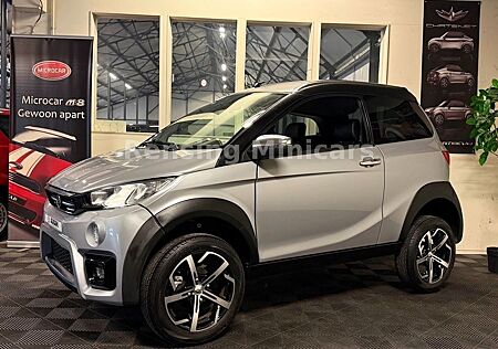 Aixam Crossover XXL 8 PS Mopedauto Silber Microcar 45