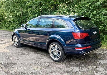 Audi Q7 V12 TDI quattro tiptronic -