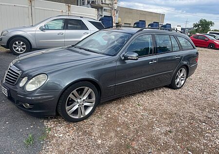 Mercedes-Benz E 220 E -Klasse T-Modell T CDI