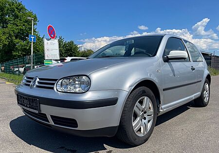 VW Golf Volkswagen 1.4 Basis