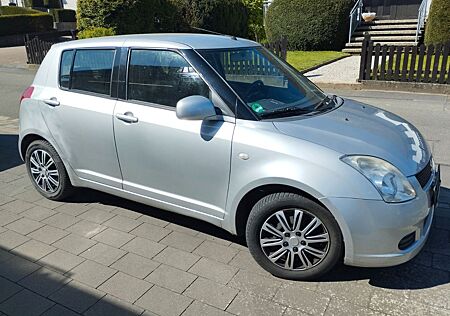 Suzuki Swift 1,3 Club Club