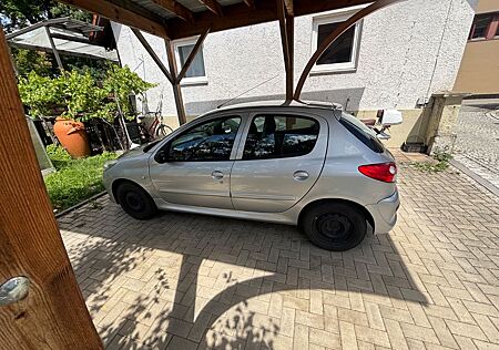 Peugeot 206 1.1 60 -