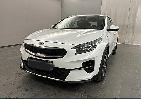 Kia XCeed 1.6 GDI AUT.PLUG-in HYBRID LED SHZ 1HA KAM