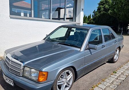 Mercedes-Benz 190 190e