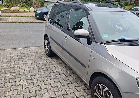 Skoda Roomster 1.2l TSI 63kW Ambition Plus Edition...