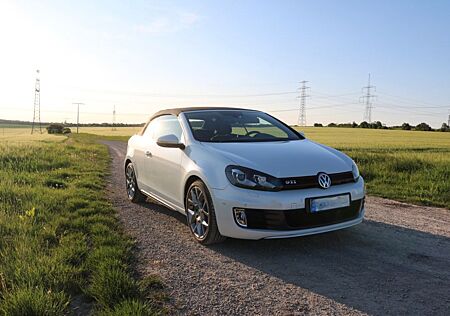 VW Golf Volkswagen 2.0 TSI GTI Cabriolet GTI