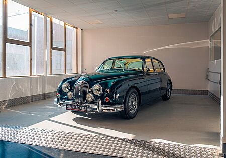 Jaguar MK II