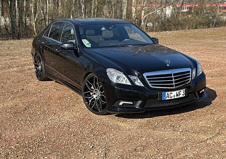 Mercedes-Benz E 500 AVANTGARDE AVANTGARDE AMG W212