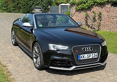 Audi RS5 4.2 FSI S tronic quattro Cabriolet 280km\h