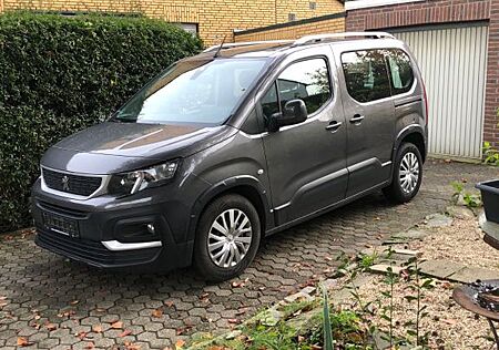 Peugeot Rifter gebraucht kaufen Peugeot Rifter BlueHDi 130 EAT8 Active Active