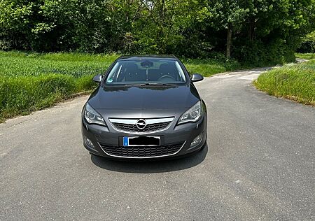 Opel Astra 2.0 CDTI Edition Automatik Edition