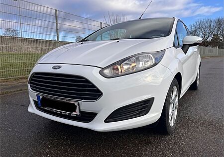 Ford Fiesta Sync Edition, Top Zustand, TÜV NEU, 2. Hd