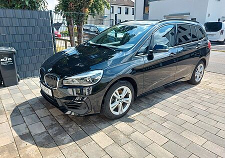 BMW 216 Gran Tourer Sport-sehr.viele Extras, s.gepflegt.
