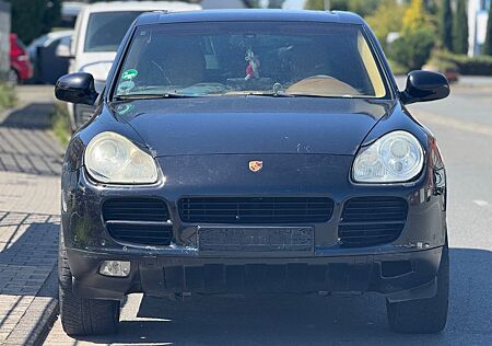 Porsche Cayenne Basis
