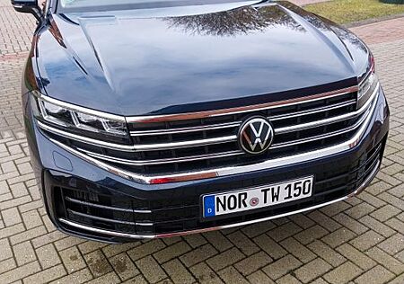 VW Touareg Volkswagen 3.0 V6 eHybrid 4MOTION Tiptronic R R