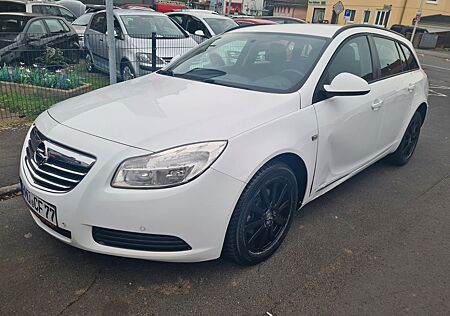 Opel Insignia A Sports-EURO5/2,0 DIESEL/96KW/Tüv NEU-