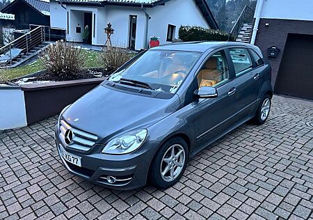 Mercedes-Benz B 200 CDI -