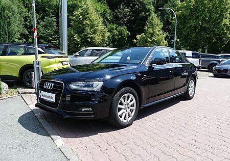 Audi A4 *S-Line*Keyless*Nav*Hell*PDC*AHK*El.Sitze* SHZ