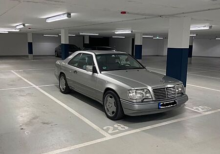 Mercedes-Benz E 220 gebraucht kaufen Mercedes-Benz E 220 W124 220E Coupe