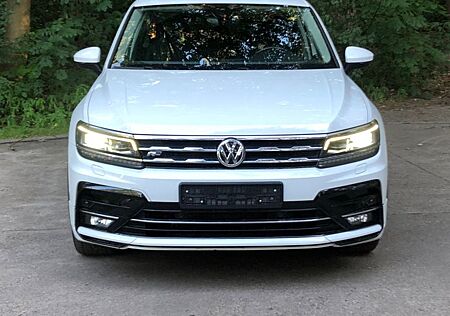 VW Tiguan Allspace Volkswagen 2.0 TDI 4MOTION R-Line 7Sitzer