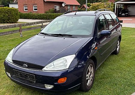 Ford Focus 1.6 - Kombi