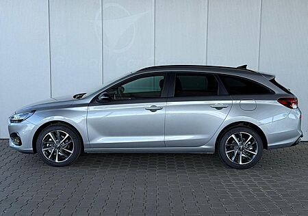 Hyundai i30 Kombi - PD GO Plus 1.5 DPI / Sitz + Lenk...