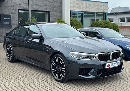 BMW M5 xDrive A