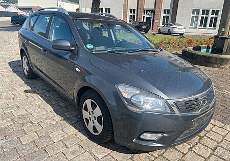 Kia Cee'd / Ceed 1.6 CRDi Spirit TÜV Neu 1.Hand