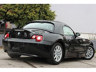 BMW Z4 2.5i - 192Ps  6 Zyl. 8fach bereift Leder voll