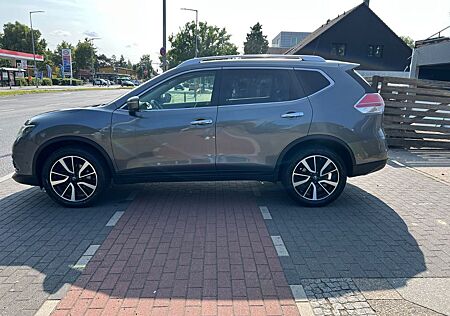 Nissan X-Trail Tekna,Vollausstattung,7-Sitzer,