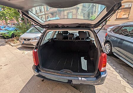 Ford Focus 1.4 - Kombi