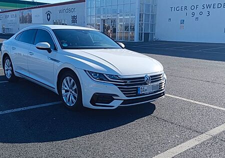 VW Arteon Volkswagen 2.0 TSI OPF DSG R-Line R-Line