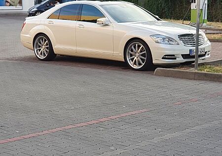 Mercedes-Benz S 350 BlueEFFICIENCY -