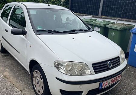 Fiat Punto 1.2 8V Start ** Zahnriemen getauscht**