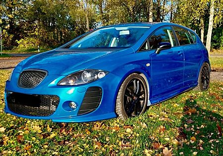 Seat Leon 2.0 T FSI FR Copa - Motor NEU - kein Rost!
