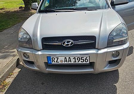 Hyundai Tucson 2.7 V6 GLS 4WD Automatik GLS