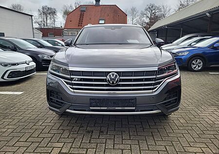 VW Touareg Volkswagen Elegance 4M Leder Luftvederung Keyless
